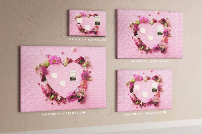Prikbord met hartvormig bloemenpatroon