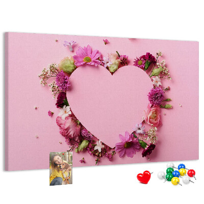 Prikbord met hartvormig bloemenpatroon
