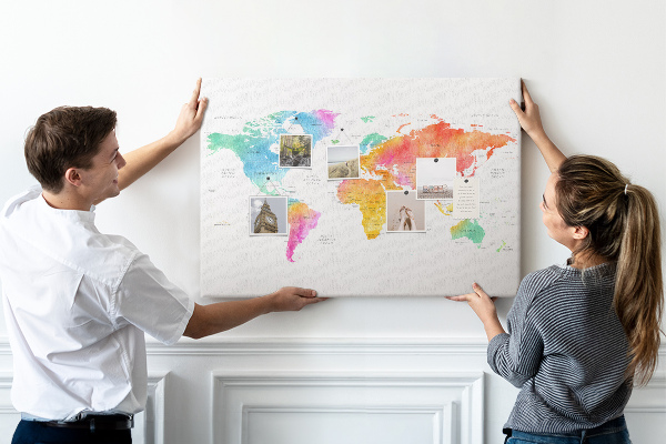 Kurkbord wereldkaart kleurrijke uitvoering in aquarel