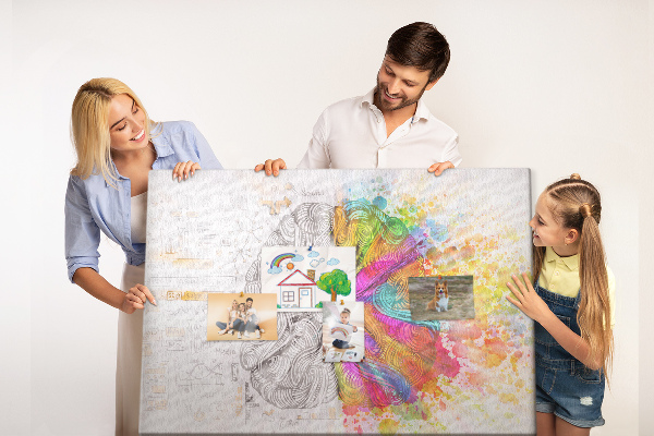 Kurk prikbord met een creatief ontwerp in kleur