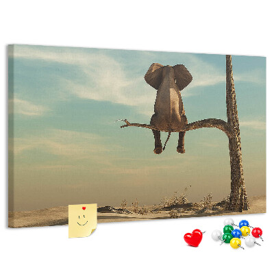 Kurkbord met een afbeelding van een olifant op een tak in een woestijnlandschap