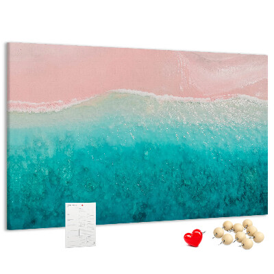 Prikbord oceaangolven op een roze achtergrond