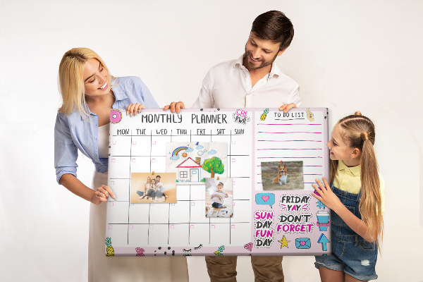 Kurkbord kleurrijke maandplanner met motieven