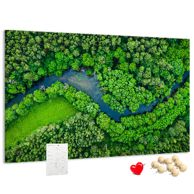 Kurk prikbord met een afbeelding van een groen landschap met een kronkelende rivier