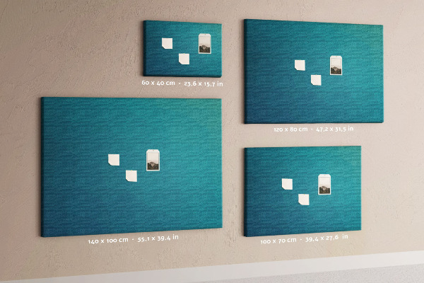 Kurk prikbord met geometrische vormen in blauwe tinten