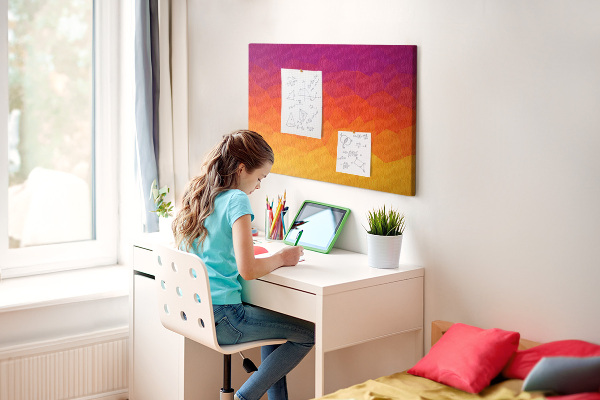 Prikbord met kleurverloop in verschillende oranjetinten