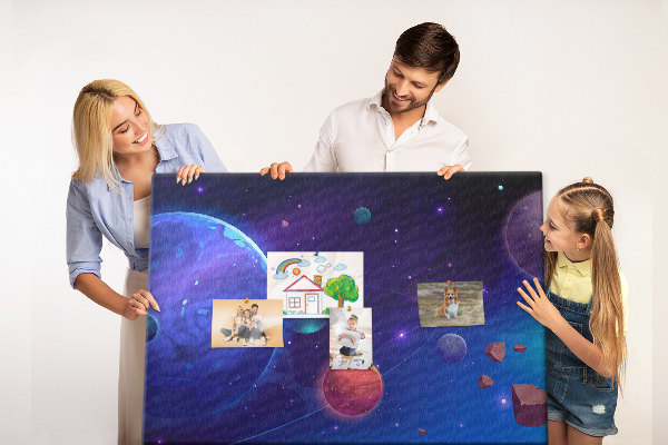 Prikbord ruimtelandschap met planeten en asteroïden