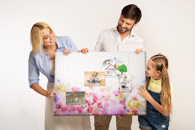 Kurkbord met bloemenpatroon in pasteltinten