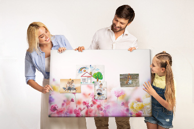 Kurkbord met bloemenpatroon in pasteltinten