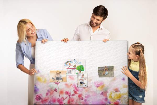 Kurkbord met bloemenpatroon in pasteltinten