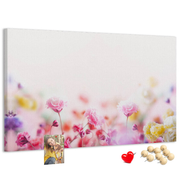 Kurkbord met bloemenpatroon in pasteltinten