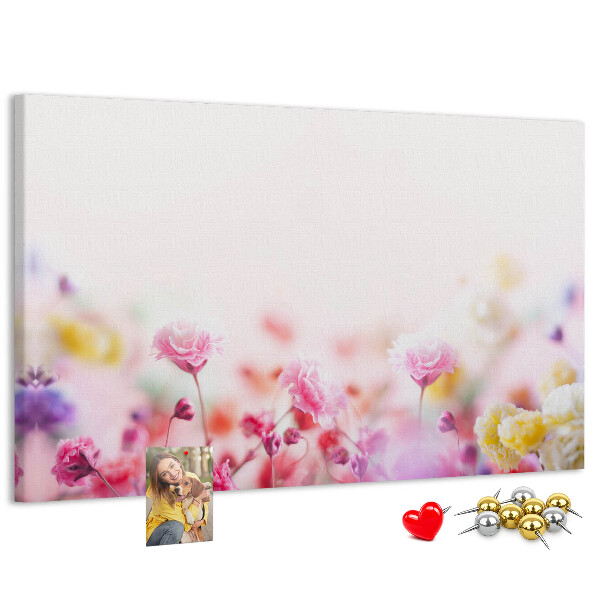 Kurkbord met bloemenpatroon in pasteltinten