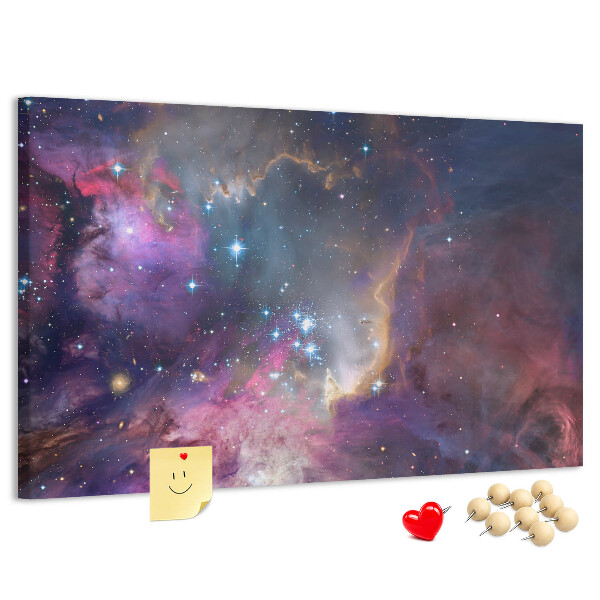 Kurkbord met een afbeelding van een ruimtelandschap met sterren en nevels
