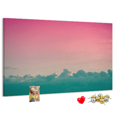 Prikbord zonsondergang boven de wolken in pastelkleuren