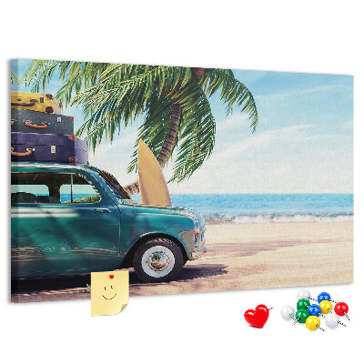 Kurken prikbord voor een vakantietrip naar de kust met de auto