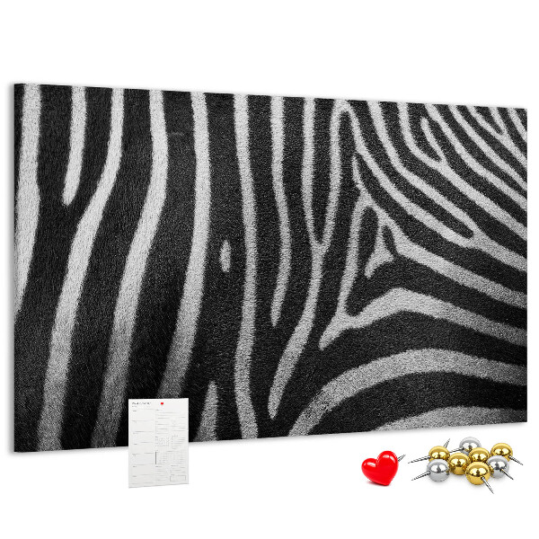 Prikbord met zwart-witte zebrastrepen