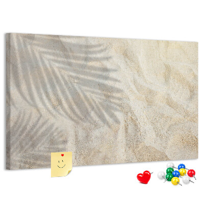 Kurkbord warm strandzand met subtiele schaduwen