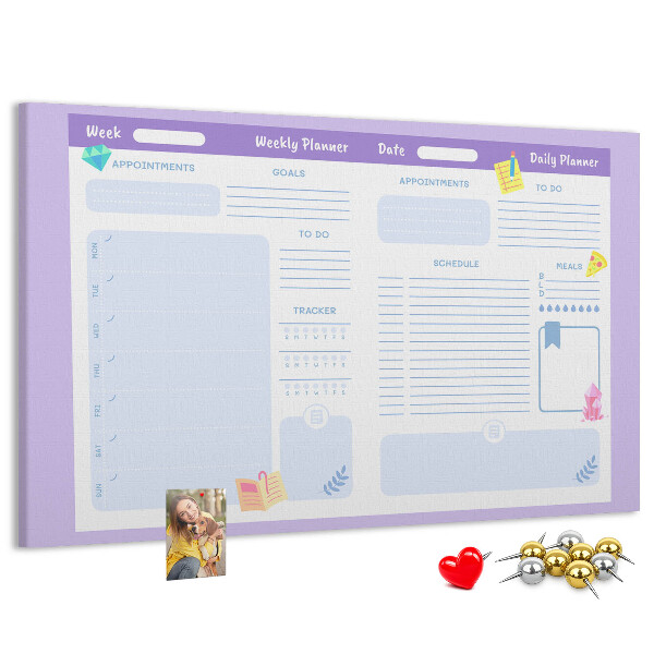 Kurkbord weekplanner met kleurrijke accenten