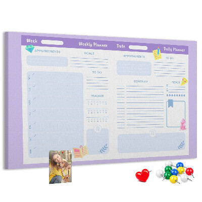 Kurkbord weekplanner met kleurrijke accenten