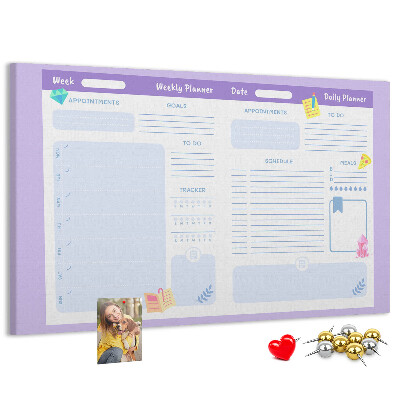 Kurkbord weekplanner met kleurrijke accenten