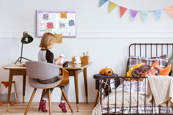 Kurk prikbord jaarplanner in pastelkleuren