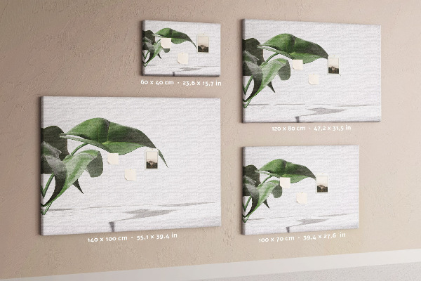 Kurkbord fijne blaadjes op een minimalistische achtergrond
