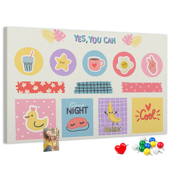 Prikbord met kleurrijke motieven en positieve slogans