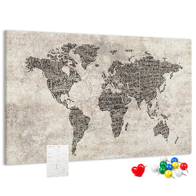 Prikbord met een wereldkaart en krantentextuur