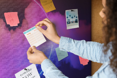 Prikbord met kleurrijke wolken en een neonkleurige cirkel
