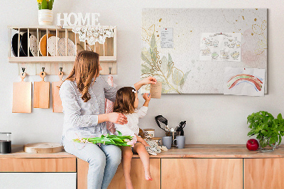 Kurkbord fijne bloemen op een pastelkleurige achtergrond