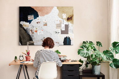 Kurkbord met abstracte stippen in gedempte kleuren