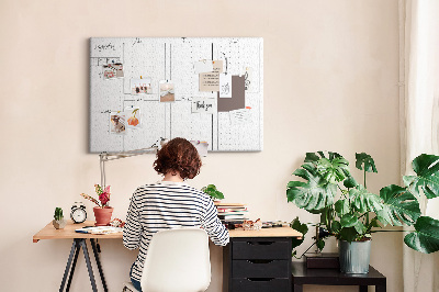 Kurkbord planner met een raster voor tijdsindeling
