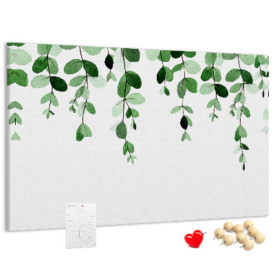 Prikbord met een print van groene bladeren in een verfijnde aquareltechniek
