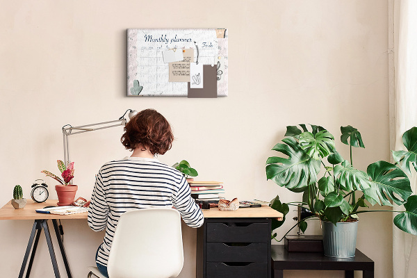 Prikbord maandplanner met plantenaccenten