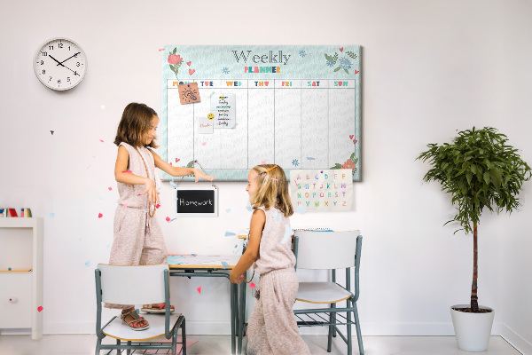 Weekplanner met kleurrijke bloemendetails