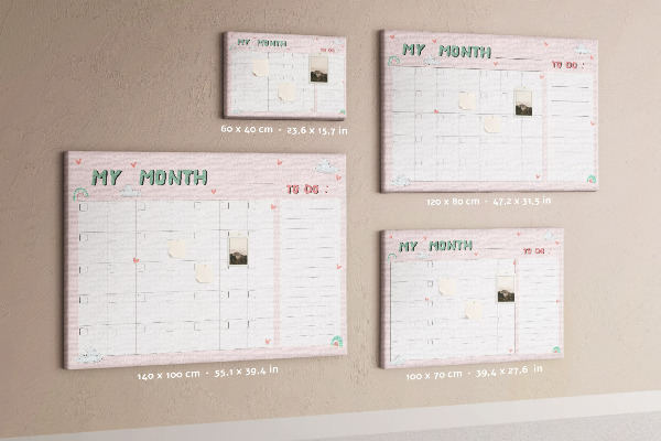 Kurken prikbord roze kalender met wolkjes en hartjes