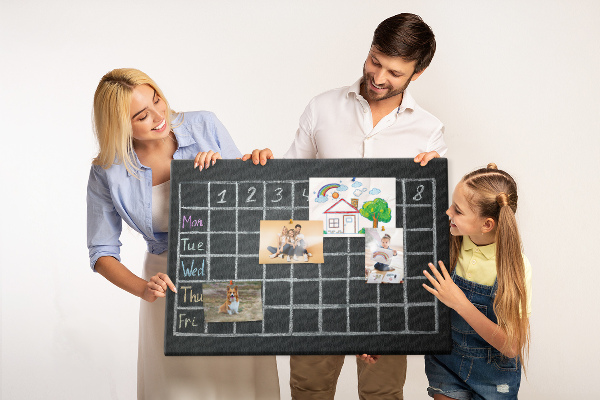 Prikbord met gekleurde blokken