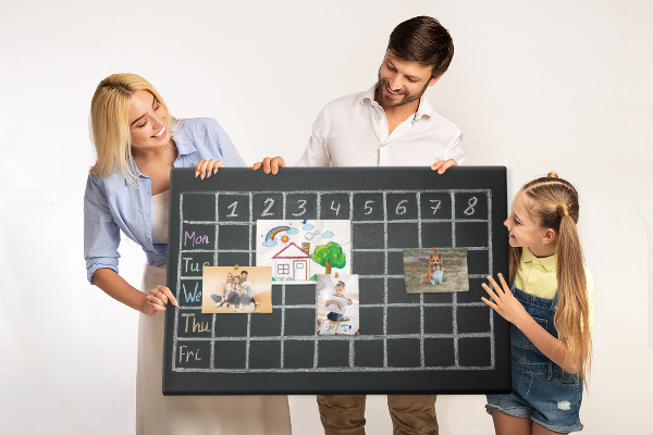 Prikbord met gekleurde blokken
