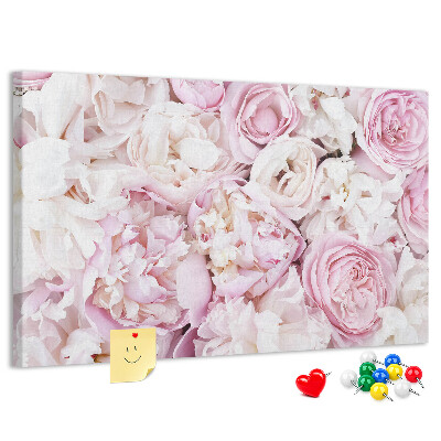 Prikbord met bloemenpatroon in verschillende tinten roze