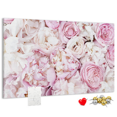 Prikbord met bloemenpatroon in verschillende tinten roze
