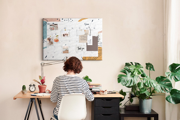 Prikbord kleurrijke kalender met abstracte patronen