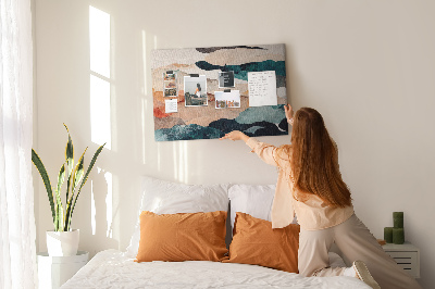Kurk prikbord met abstracte wolken in gedempte kleuren