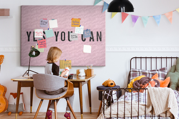 Kurkbord met thema positief denken en motivatie