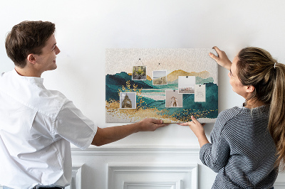 Kurkbord met afbeelding van gouden heuvels boven een rustig meer