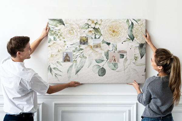 Kurkbord met bloemenpatroon in subtiele tinten