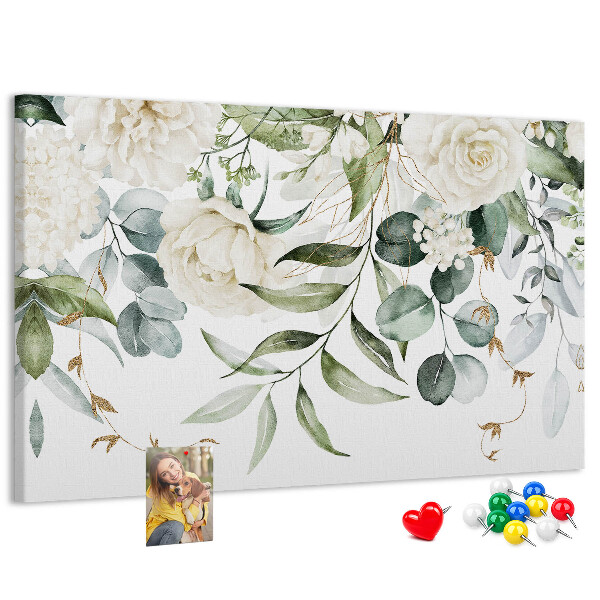 Prikbord met bloemmotieven en groene bladeren