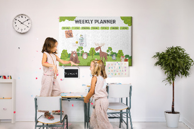 Kurk prikbord met een wekelijks bosplan en schattige dieren