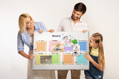 Weekkalender met bloemenaccenten en prikbord