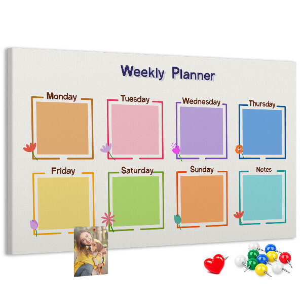 Weekkalender met bloemenaccenten en prikbord