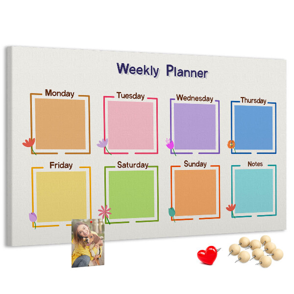 Weekkalender met bloemenaccenten en prikbord